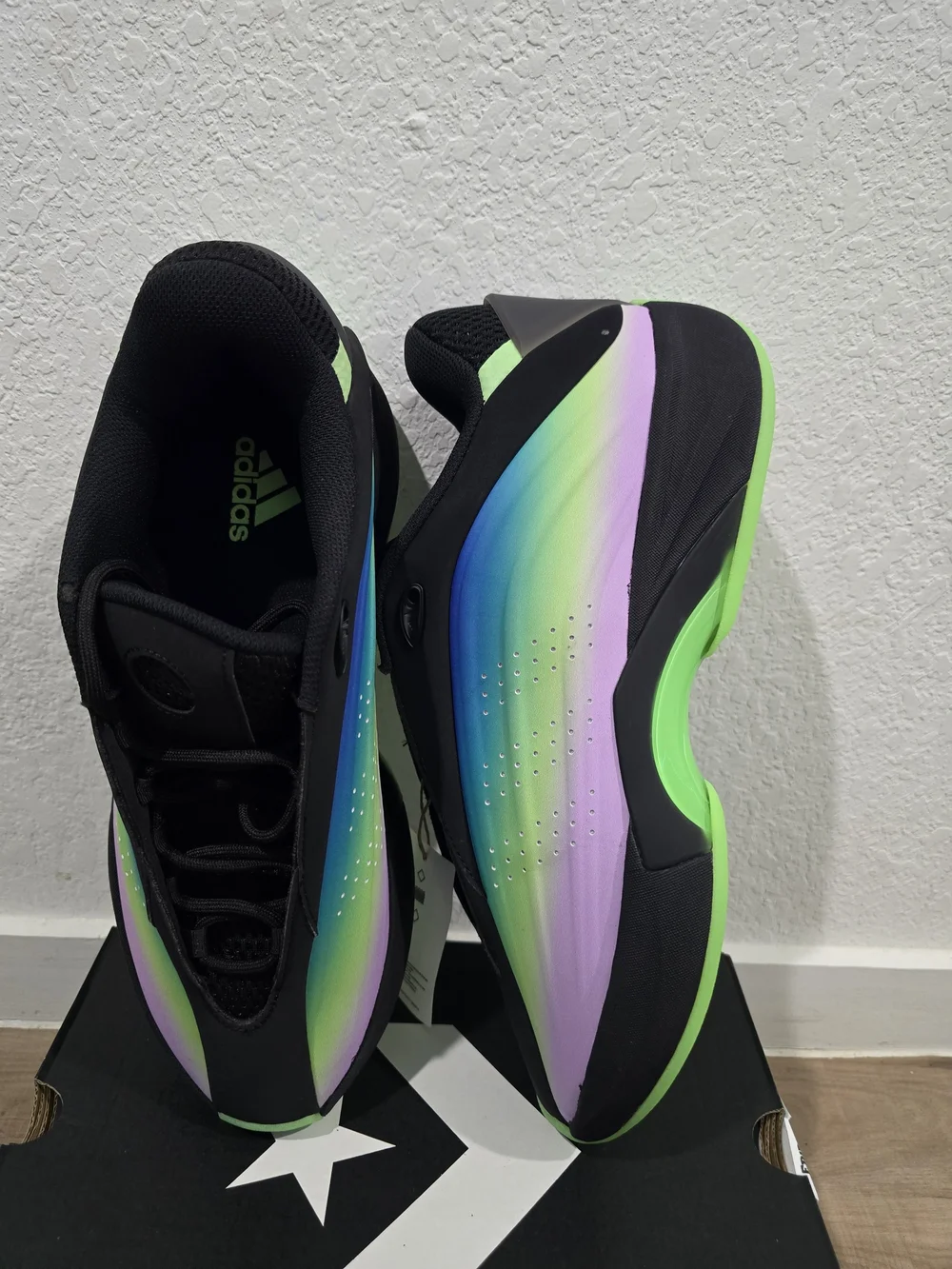 Men's Adidas Nova Gradient Wave Sneakers - Black with Green, Blue & Purple